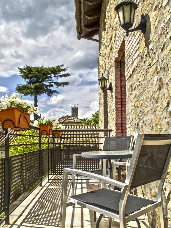 La Violeta Hotel Spa & Chill Out Castelltersol Kültér fotó